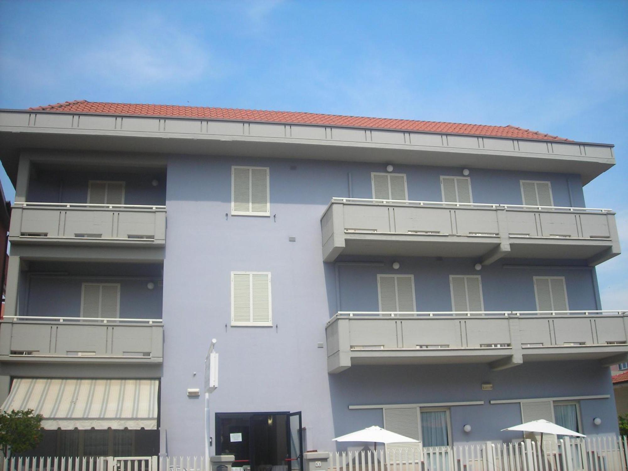 C.A.V. Residenza Prisco Aparthotel Marina di Grosseto Exterior photo